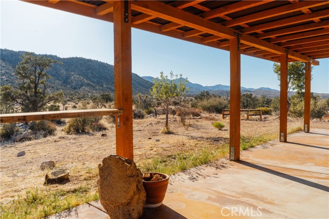 Detail Gallery Image 6 of 47 For 48317 Burns Canyon Rd, Pioneertown,  CA 92268 - 2 Beds | 1 Baths