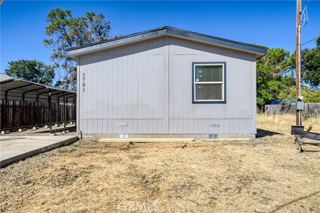 3791 Robinson Avenue, Clearlake CA: https://media.crmls.org/medias/e3958835-1bdc-4b43-9101-0a3d6a9c919c.jpg