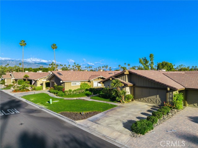 Detail Gallery Image 66 of 68 For 120 Old Ranch, Palm Desert,  CA 92211 - 2 Beds | 3/1 Baths