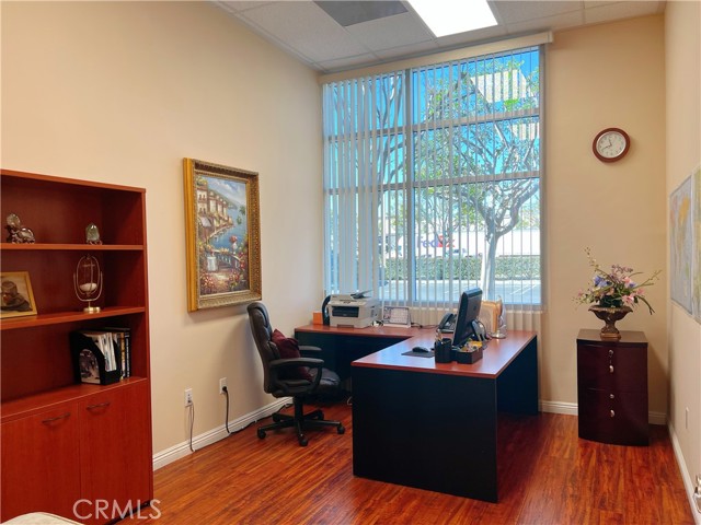 1115 S Grove Avenue, Ontario, California 91761, ,Commercial Lease,For Rent,1115 S Grove Avenue,CRTR25046526