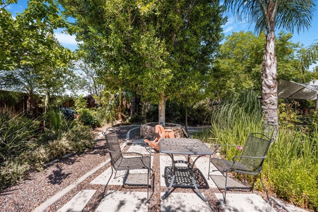 19247 Mountain Shadow Lane, Perris CA: https://media.crmls.org/medias/e396556c-8333-43be-ade9-a8f0f7d16497.jpg