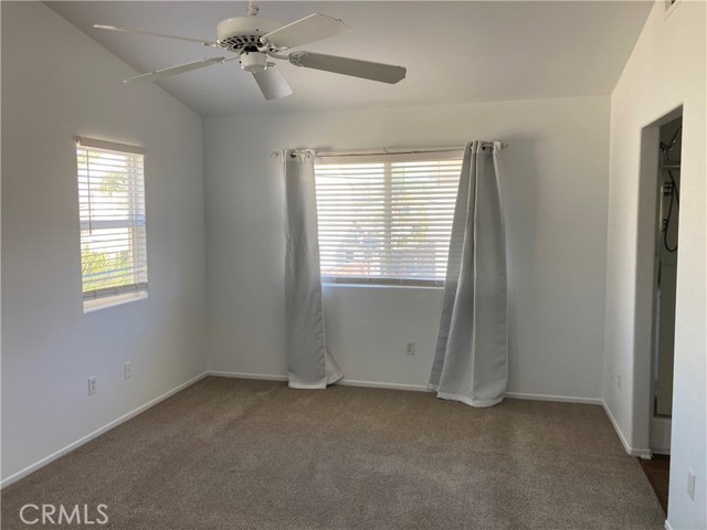 Detail Gallery Image 13 of 25 For 1600 Elmbridge Ln, Hemet,  CA 92545 - 3 Beds | 2/1 Baths