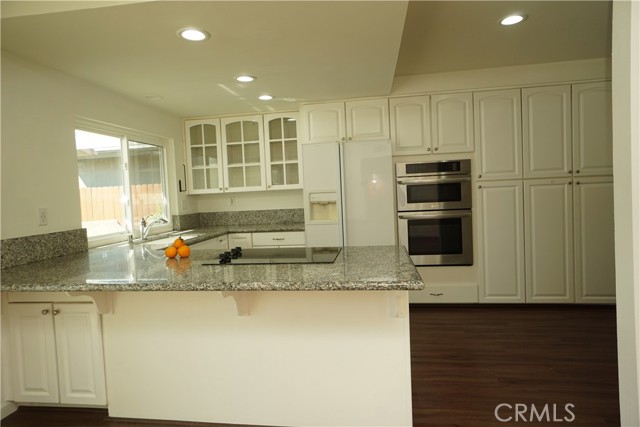 Detail Gallery Image 11 of 34 For 846 Verna Ave, Newbury Park,  CA 91320 - 4 Beds | 2 Baths