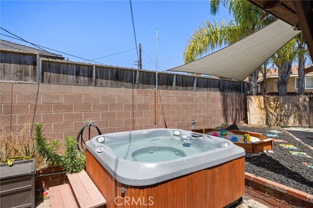 19529 Donora Avenue, Torrance CA: https://media.crmls.org/medias/e398d12e-b8c3-4c95-b0df-474fdea307b5.jpg
