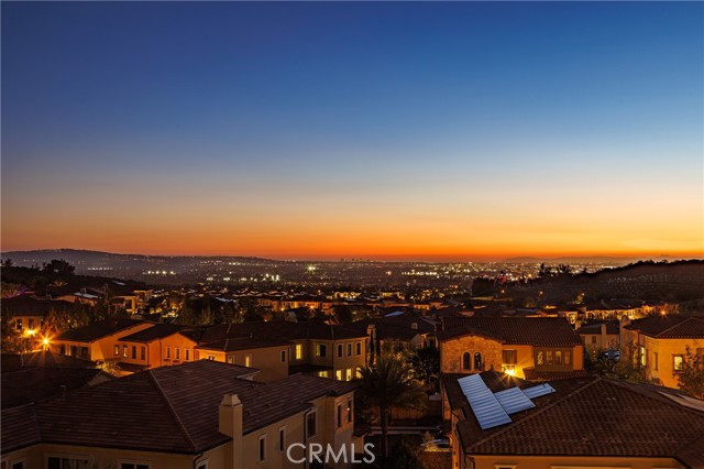 Detail Gallery Image 2 of 71 For 170 Leafy Pass, Irvine,  CA 92602 - 5 Beds | 5/1 Baths