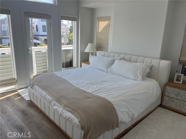 Detail Gallery Image 9 of 15 For 715 Goldenrod Ave, Corona Del Mar,  CA 92625 - 3 Beds | 2/1 Baths