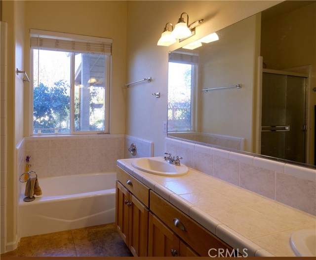 Detail Gallery Image 12 of 21 For 844 Verbena Ave, Chico,  CA 95926 - 3 Beds | 2 Baths