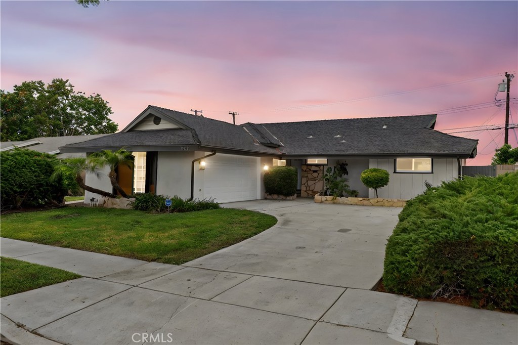 15053 Granada Avenue