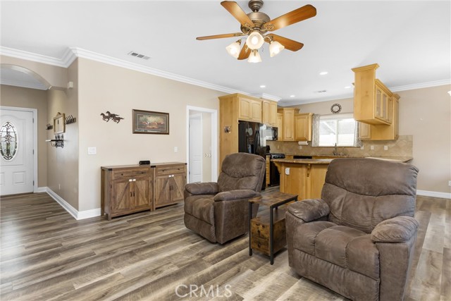 Detail Gallery Image 7 of 30 For 34862 Avenue D, Yucaipa,  CA 92399 - 3 Beds | 2 Baths