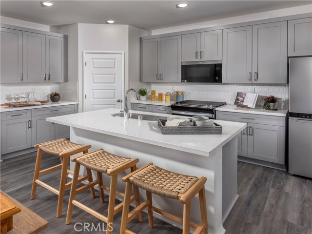 Detail Gallery Image 7 of 14 For 28300 via Moscotel, Temecula,  CA 92591 - 3 Beds | 2/1 Baths