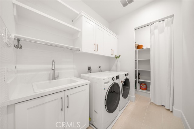 Detail Gallery Image 54 of 69 For 131 Bozeman, Irvine,  CA 92602 - 4 Beds | 4/1 Baths