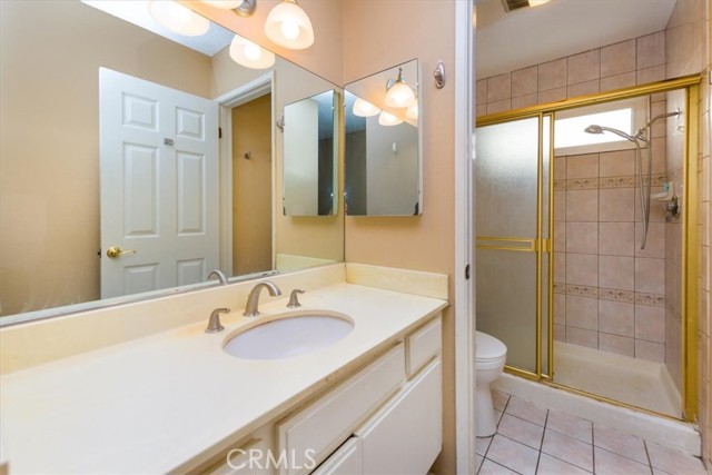 5709 Holly Ridge Drive, Camarillo CA: https://media.crmls.org/medias/e39c3ae6-7e86-4d31-a042-e56473790849.jpg