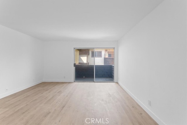 5403 Newcastle Avenue, Encino CA: https://media.crmls.org/medias/e39d784e-b3d3-46f5-9c5b-9c00ba6b8d77.jpg