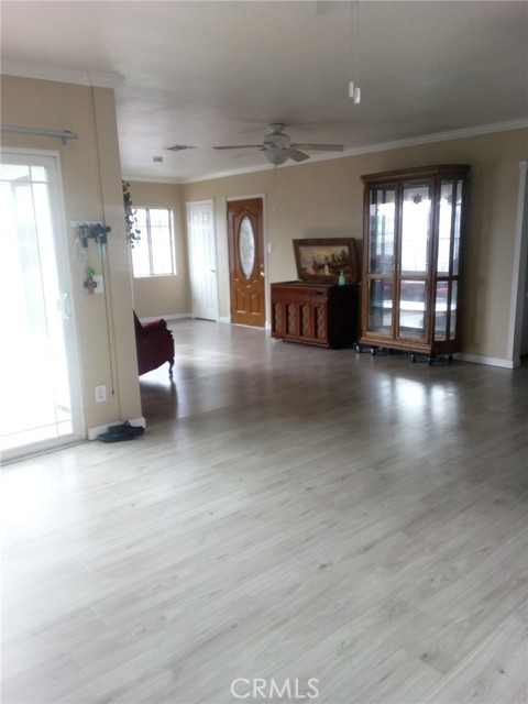 Detail Gallery Image 4 of 27 For 11742 Terradell, Santa Fe Springs,  CA 90670 - 4 Beds | 2 Baths