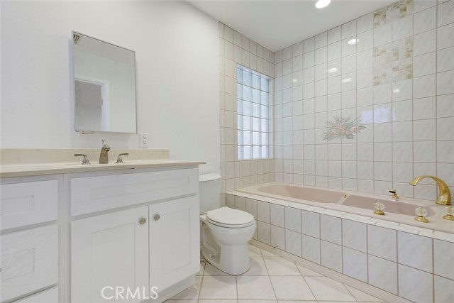 Detail Gallery Image 32 of 36 For 20264 Lassen St, Chatsworth,  CA 91311 - 3 Beds | 3 Baths