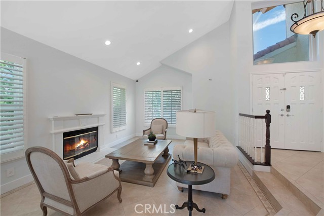 3514 Three Springs Drive, Westlake Village CA: https://media.crmls.org/medias/e39e59be-7b0d-4bac-9c9f-cdd620734d66.jpg