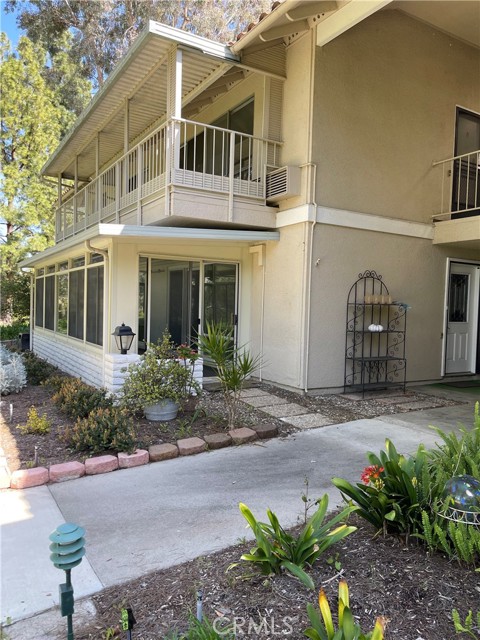 Detail Gallery Image 4 of 32 For 638 Avenida Sevilla #B,  Laguna Woods,  CA 92637 - 2 Beds | 2 Baths