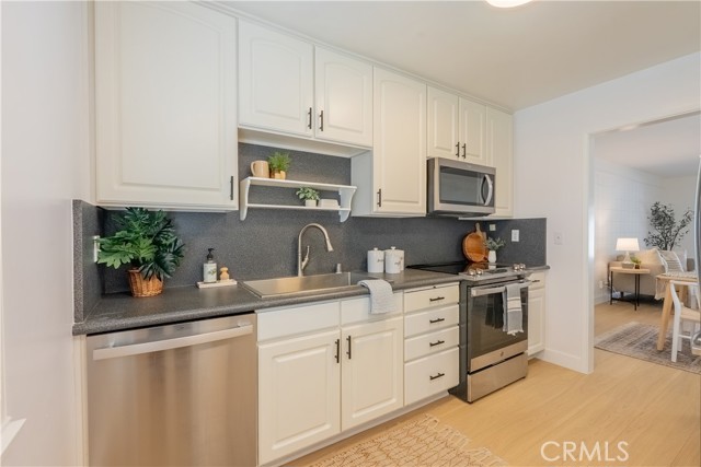 Detail Gallery Image 19 of 28 For 83 W Garden Gr, Port Hueneme,  CA 93041 - 3 Beds | 2 Baths