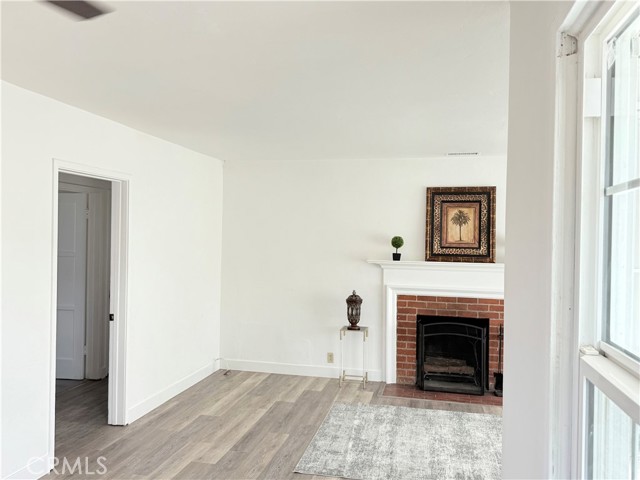 Detail Gallery Image 14 of 52 For 1517 W Grand Ave, Pomona,  CA 91766 - 4 Beds | 3 Baths