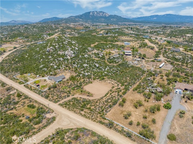 Image 19 of 35 For 712 Rolling Hills Drive