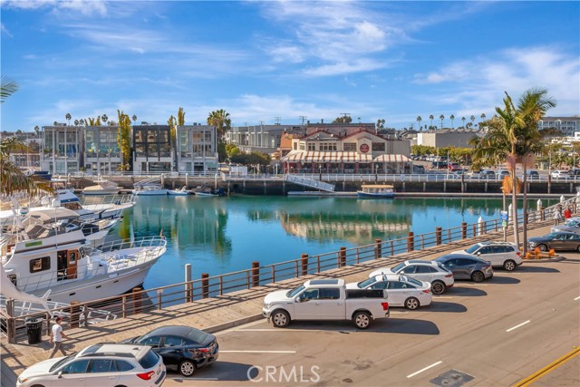 Detail Gallery Image 11 of 19 For 621 Lido Park Dr #B3,  Newport Beach,  CA 92663 - 3 Beds | 3 Baths