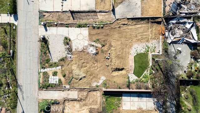 365 W Poppyfields Drive, Altadena CA: https://media.crmls.org/medias/e3a12fc4-09b3-41fc-b0a7-e2df1f8f64a4.jpg