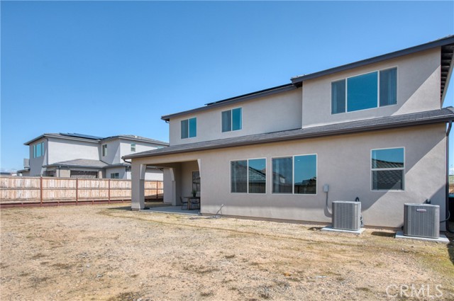 Detail Gallery Image 52 of 68 For 1048 Treasure Hills Dr, Madera,  CA 93636 - 4 Beds | 3/1 Baths
