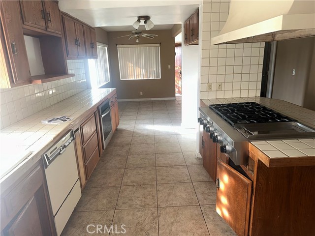 Detail Gallery Image 5 of 12 For 8147 Lake Knoll Dr, Rosemead,  CA 91770 - 3 Beds | 2 Baths