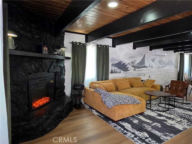 39933 Deer, Big Bear Lake, CA 92315