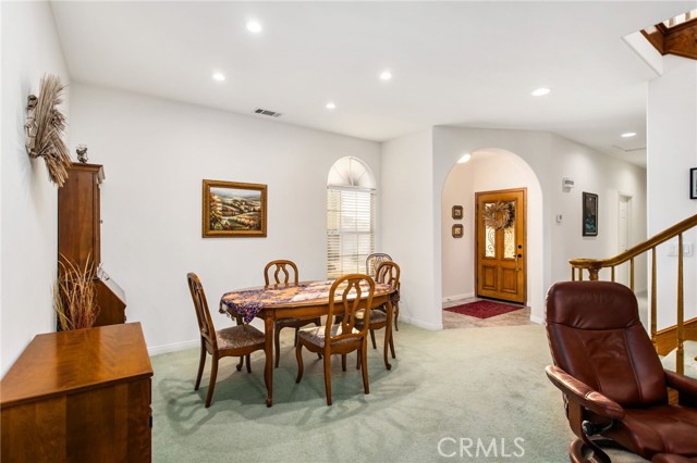 Detail Gallery Image 9 of 55 For 22410 Canyon Lake Dr, Canyon Lake,  CA 92587 - 3 Beds | 2/1 Baths
