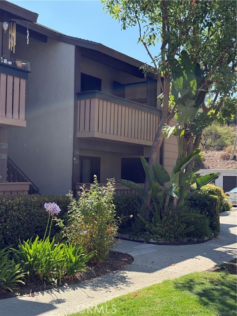 Detail Gallery Image 1 of 17 For 20702 El Toro Rd #244,  Lake Forest,  CA 92630 - 1 Beds | 1 Baths