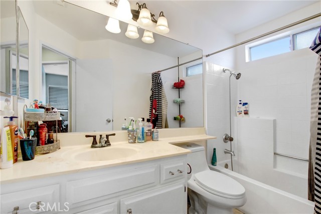 Detail Gallery Image 14 of 15 For 317 Aurora Dr, Perris,  CA 92571 - 3 Beds | 2/1 Baths