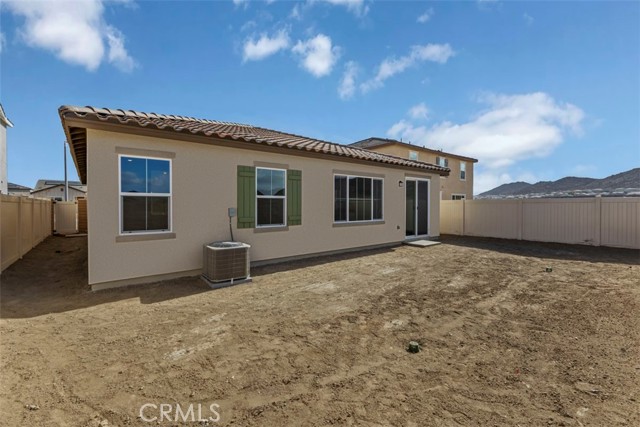 Detail Gallery Image 13 of 15 For 29127 Laramie Ct, Winchester,  CA 92596 - 4 Beds | 2 Baths