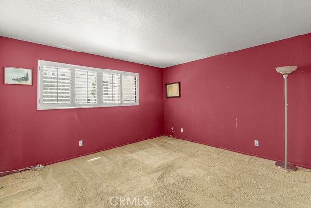 711 W 33rd Street, San Pedro CA: https://media.crmls.org/medias/e3a56d88-3ff5-4a56-9fe7-392d590783c1.jpg