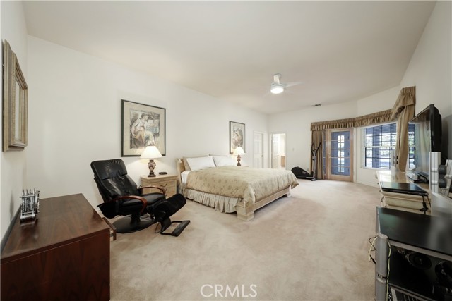 Detail Gallery Image 10 of 54 For 7301 Calle Sagrada, Bakersfield,  CA 93309 - 5 Beds | 4 Baths