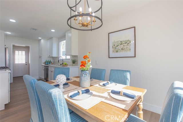 417 W Leeside, Glendora CA: https://media.crmls.org/medias/e3a716d7-a78a-43e0-be05-df59cb9e3e1a.jpg