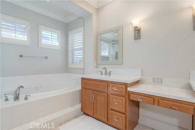 Detail Gallery Image 18 of 70 For 18571 Amalia, Huntington Beach,  CA 92648 - 5 Beds | 4/1 Baths