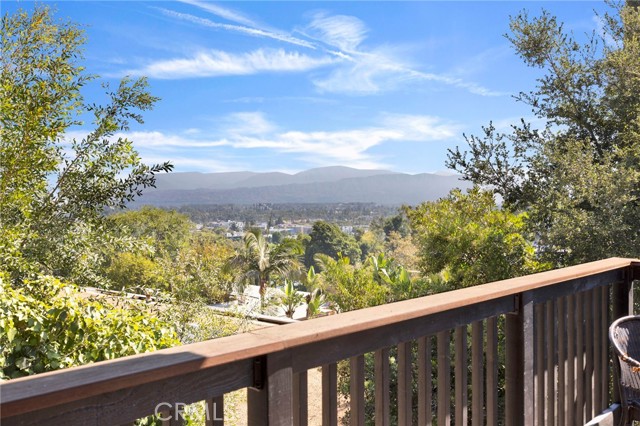 Detail Gallery Image 18 of 44 For 4009 Weslin Ave, Sherman Oaks,  CA 91423 - 3 Beds | 3 Baths