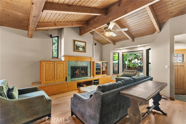Detail Gallery Image 31 of 54 For 25009 Atwood Bld, Newhall,  CA 91321 - 3 Beds | 2/1 Baths