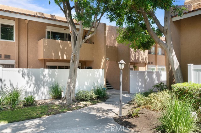 1001 W Macarthur Blvd #52, Santa Ana, CA 92707