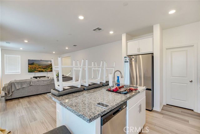Detail Gallery Image 17 of 33 For 2526 Gunner Ridge, Rialto,  CA 92377 - 3 Beds | 2/1 Baths