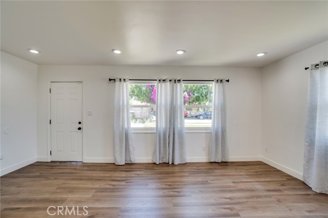 Detail Gallery Image 14 of 44 For 179 N Rodecker Dr, Azusa,  CA 91702 - 3 Beds | 1 Baths