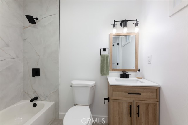 Detail Gallery Image 38 of 50 For 727 E 89th St, Los Angeles,  CA 90002 - 4 Beds | 2 Baths