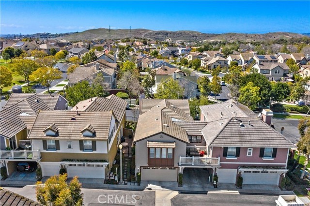 26 Tuberose Street, Ladera Ranch CA: https://media.crmls.org/medias/e3abb773-ce33-4910-9f8c-6b084fbce370.jpg