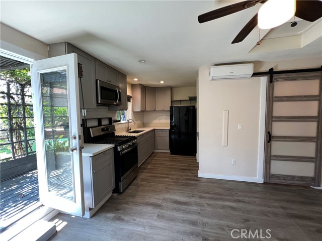 10709 Wheelock Circle, Whittier CA: https://media.crmls.org/medias/e3abd772-63ad-49ba-a28a-08420b1f0487.jpg