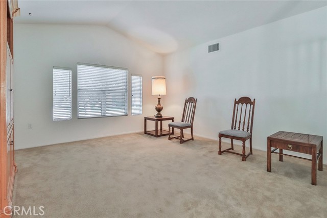Detail Gallery Image 7 of 41 For 2023 Freesia Ave, Simi Valley,  CA 93063 - 2 Beds | 2/1 Baths