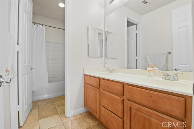 Detail Gallery Image 13 of 17 For 13957 San Aliso Ct, Corona,  CA 92880 - 6 Beds | 3/1 Baths