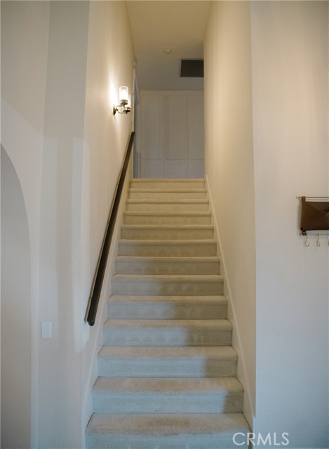 MLS #OC25248538 image #24