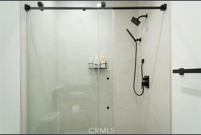 Detail Gallery Image 21 of 25 For 12134 Clarkson Rd, Los Angeles,  CA 90064 - 2 Beds | 3/1 Baths