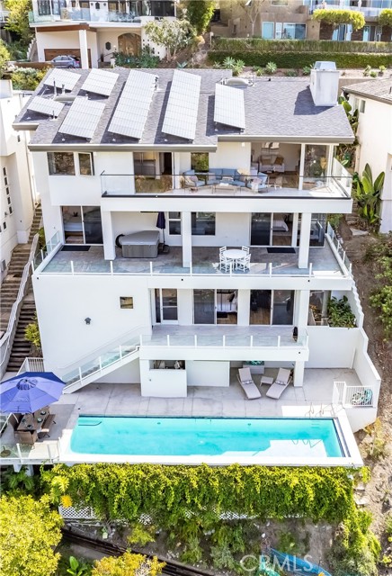 Detail Gallery Image 1 of 68 For 553 Temple Hills Dr, Laguna Beach,  CA 92651 - 5 Beds | 4/1 Baths